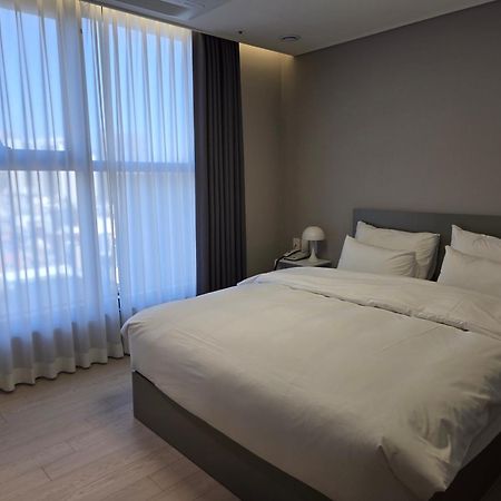 Hotel The Designers Lyj Suite Yeoksam Seoul Exterior photo